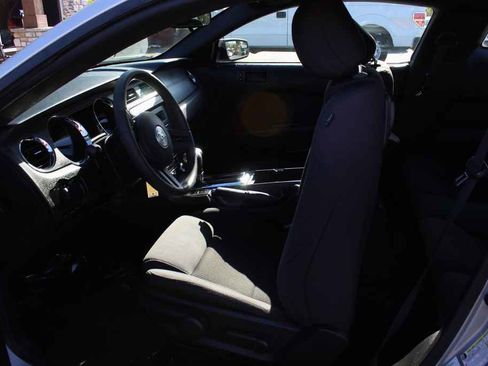 Used 2012 Ford Mustang Coupe image 20