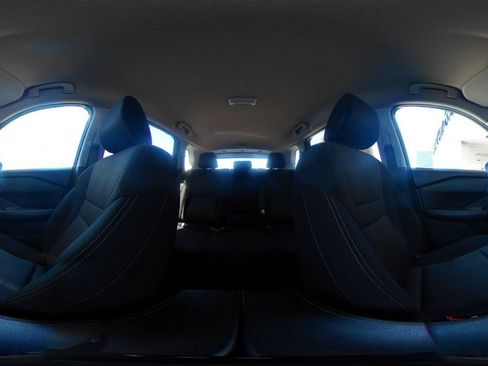 Used 2025 Nissan Rogue SV FWD image 44