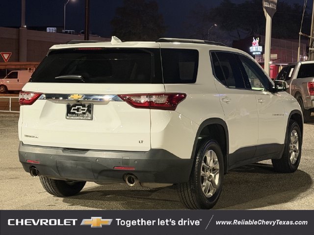 Used 2021 Chevrolet Traverse LT FWD image 4