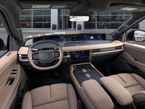 New 2025 Lincoln Navigator L Black Label image 9