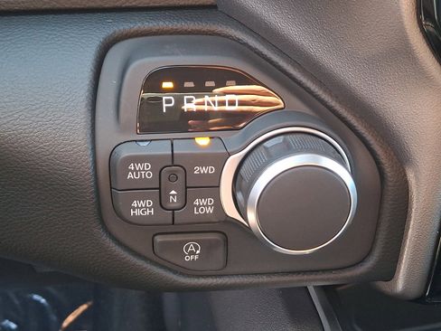 New 2026 RAM 1500 Big Horn AWD/4WD image 11