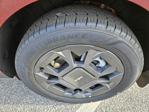 New 2026 Kia Carnival EX image 11