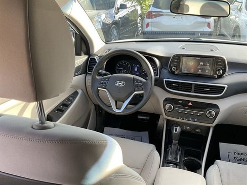 Used 2020 Hyundai Tucson SE AWD/4WD image 19