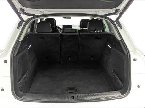 Used 2023 Audi Q5 2.0T Premium Plus w/ Premium Plus Package AWD/4WD image 18