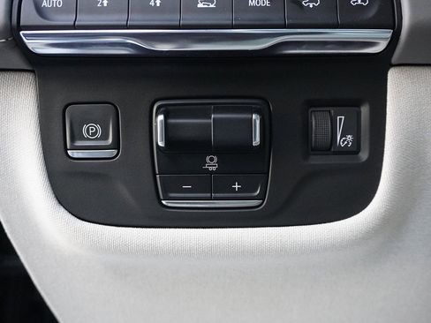 Used 2024 Cadillac Escalade Sport Platinum image 59