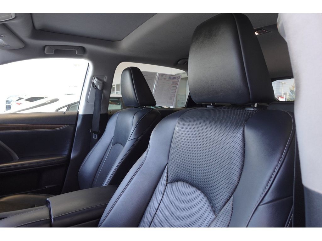 Used 2022 Lexus RX 350 FWD w/ Premium Package image 10