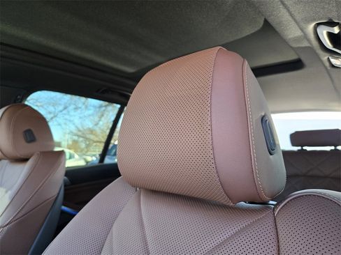 New 2026 BMW X5 xDrive50e w/ Premium Package image 17