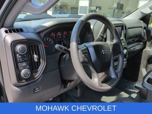 Used 2022 Chevrolet Silverado 1500 Custom Trail Boss w/ Midnight Edition AWD/4WD image 11