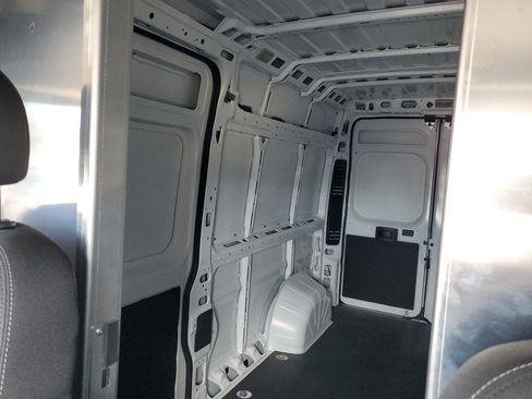 Used 2025 RAM ProMaster 2500 image 18