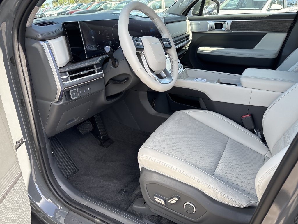 New 2027 Hyundai Santa Fe Limited w/ Tow & Go Package FWD image 9