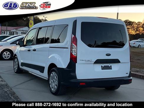Used 2017 Ford Transit Connect XL image 5