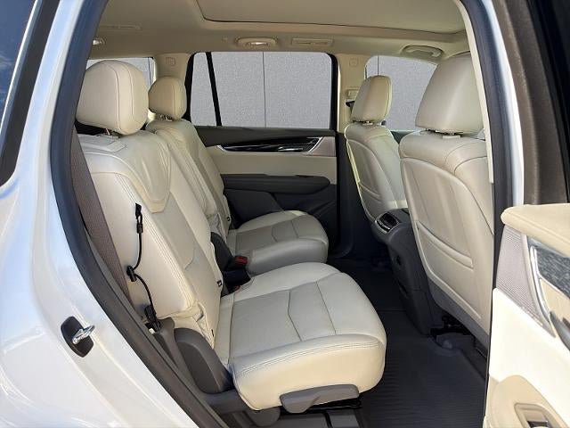Used 2020 Cadillac XT6 Premium Luxury AWD/4WD image 15
