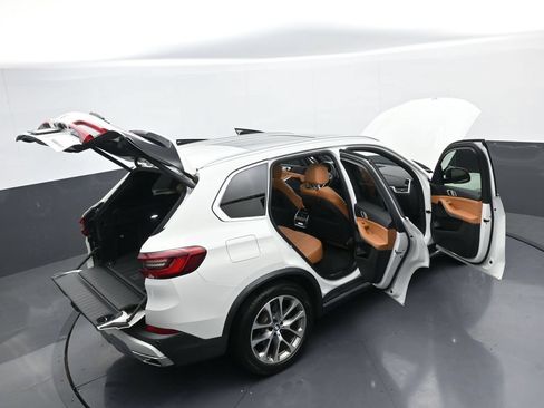 Used 2019 BMW X5 xDrive40i AWD/4WD image 43