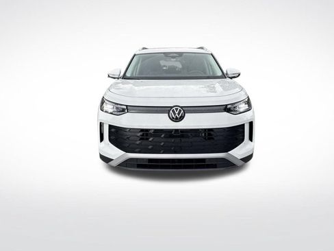 Used 2026 Volkswagen Tiguan S w/ 18" Wheel Package FWD image 3
