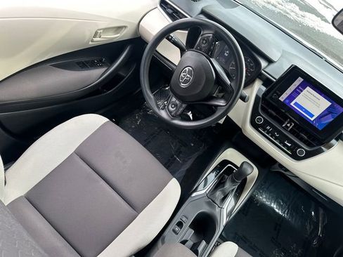 Certified 2023 Toyota Corolla LE image 22
