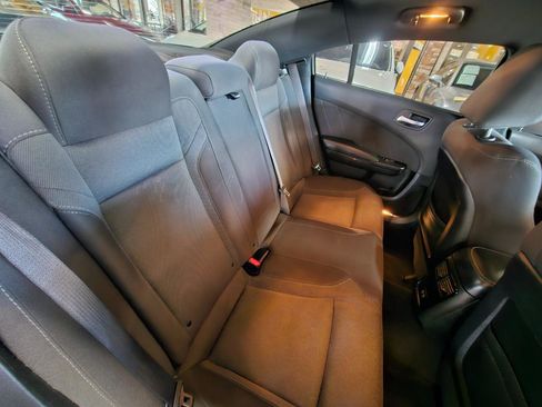 Used 2019 Dodge Charger SXT w/ Plus Group image 15