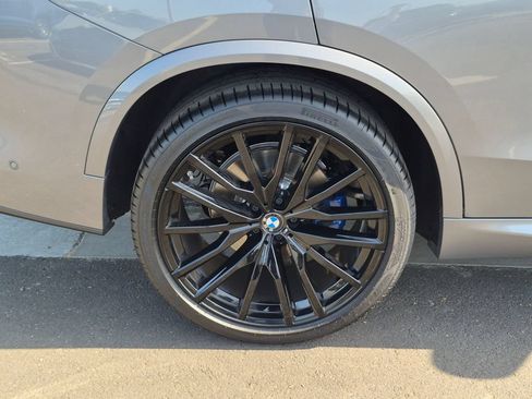 Used 2026 BMW X5 xDrive40i w/ M Sport Package AWD/4WD image 27