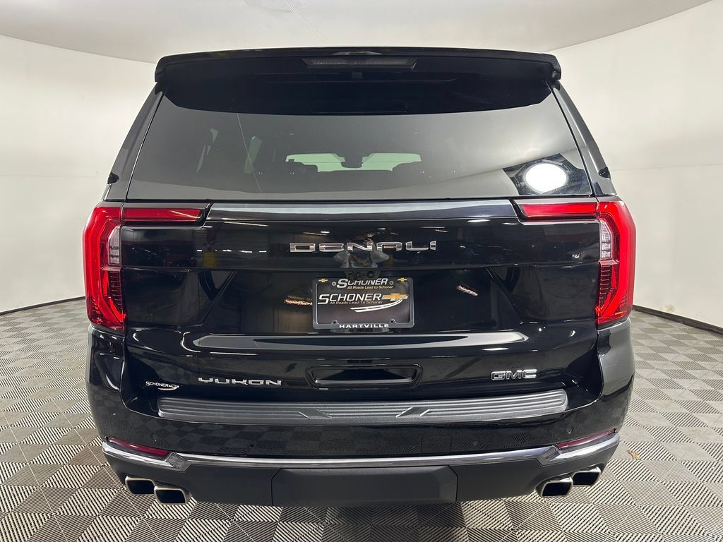 Used 2025 GMC Yukon XL Denali Ultimate AWD/4WD image 4