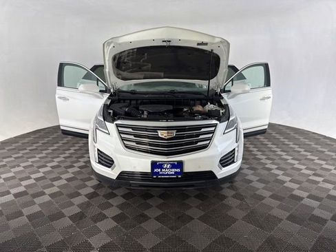 Used 2017 Cadillac XT5 Premium Luxury w/ LPO, Wheel Lock Package image 12