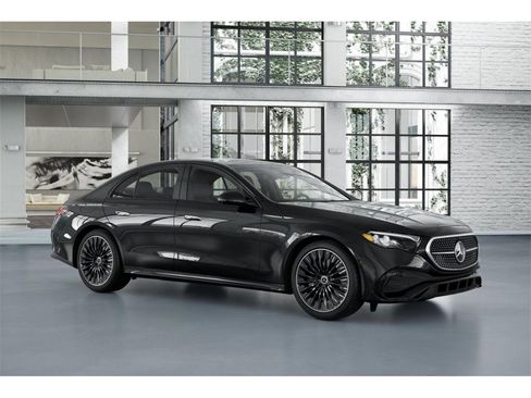 New 2026 Mercedes-Benz E 450 4MATIC Sedan image 12
