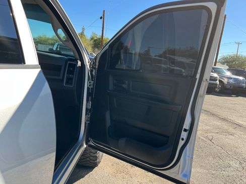 Used 2018 RAM 1500 Express w/ Express Value Package image 35