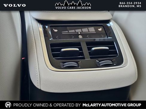 New 2026 Volvo XC90 B6 Ultra w/ Protection Package AWD/4WD image 19