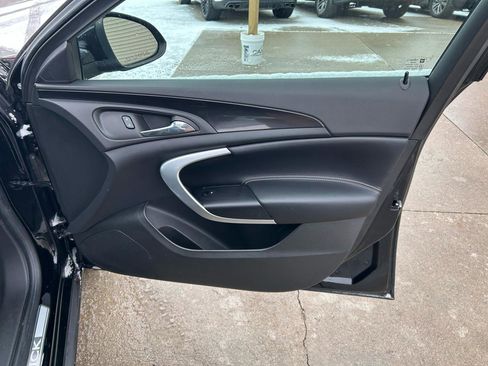 Used 2015 Buick Regal Premium w/ Experience Buick Package image 16