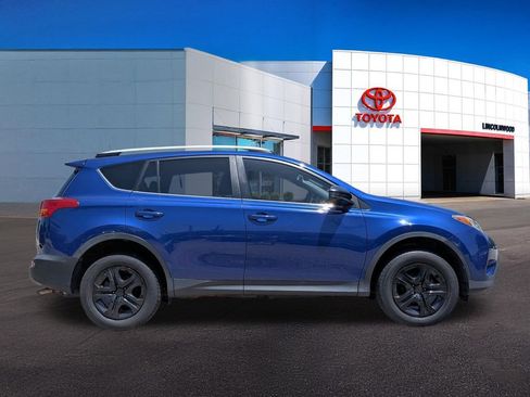 Used 2015 Toyota RAV4 LE AWD/4WD image 8