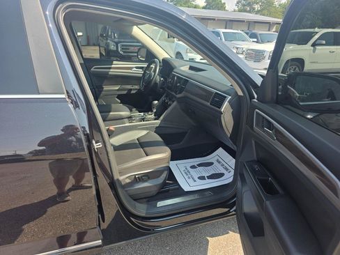 Used 2019 Volkswagen Atlas SEL R-Line FWD image 13