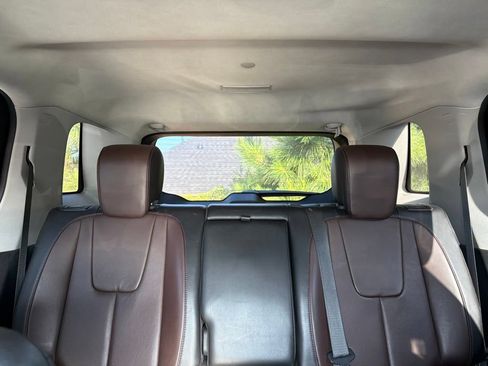 Used 2012 GMC Terrain SLT AWD/4WD image 28