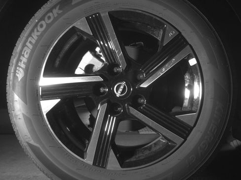 Used 2025 Nissan Sentra SV image 15