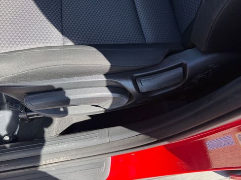 Used 2025 Kia Soul LX w/ LX Technology Package image 22