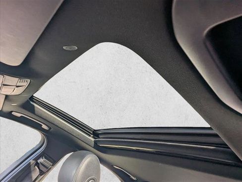 Used 2020 Mercedes-Benz C 300 4MATIC Sedan image 12