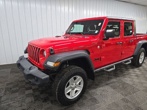Used 2020 Jeep Gladiator Sport w/ Quick Order Package 24S image 8
