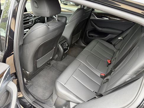 Used 2019 BMW X4 xDrive30i w/ Premium Package AWD/4WD image 6