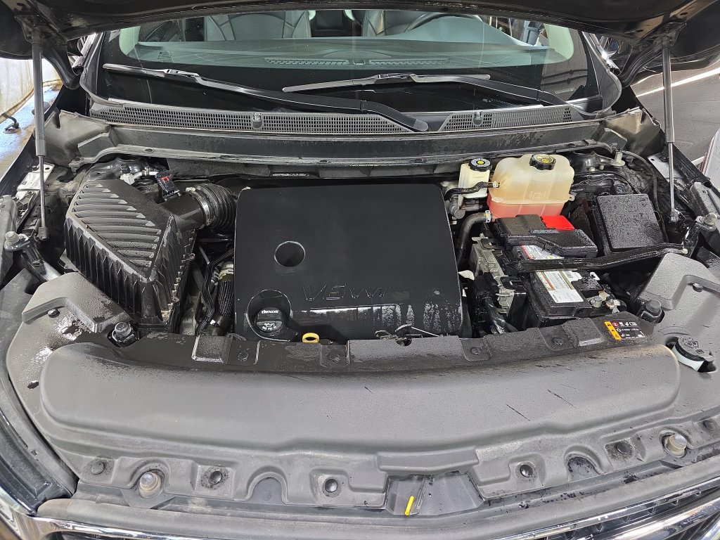 Used 2018 Buick Enclave Essence w/ Trailering Package FWD image 33