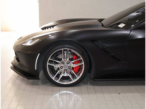 Used 2016 Chevrolet Corvette Stingray Coupe w/ 2LT Preferred Equipment Group RWD image 4