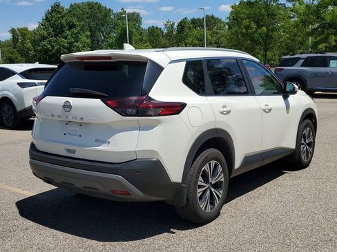 Used 2023 Nissan Rogue SV w/ SV Premium B Package AWD/4WD image 4