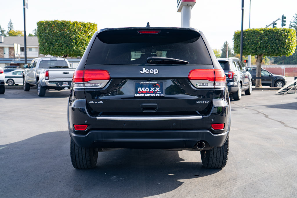 Used 2016 Jeep Grand Cherokee Limited AWD/4WD image 10
