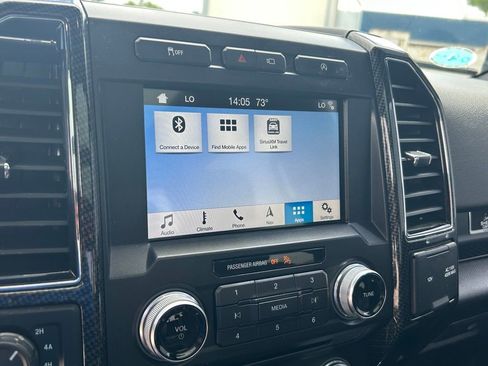 Used 2018 Ford F150 Lariat w/ Equipment Group 502A Luxury image 14