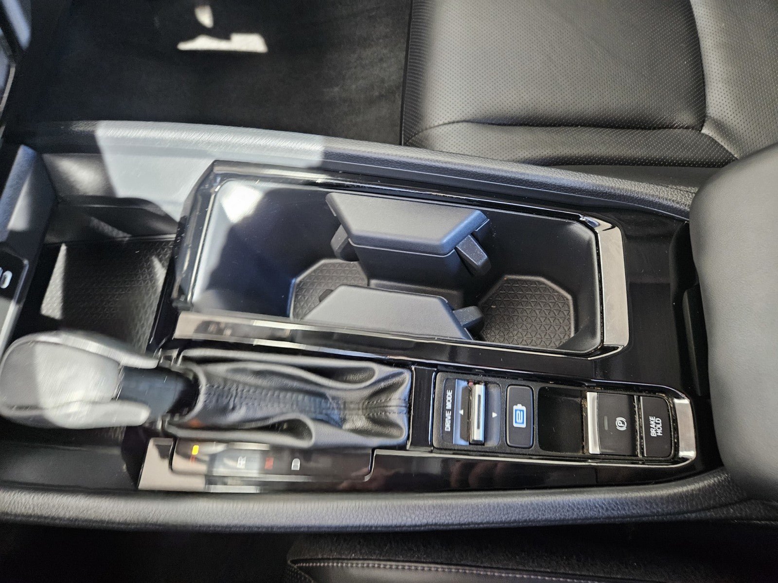 Used 2024 Honda Accord EX-L image 25