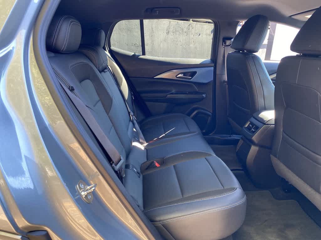 Used 2024 Chevrolet Equinox EV LT w/ LPO, Trailering Package AWD/4WD image 16