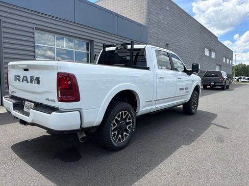 Used 2025 RAM 2500 Limited AWD/4WD image 8