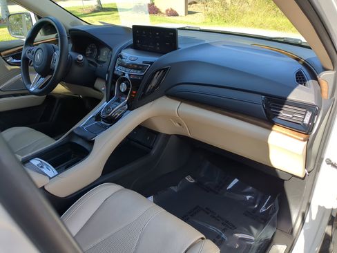 Used 2021 Acura RDX FWD w/ Advance Package image 12