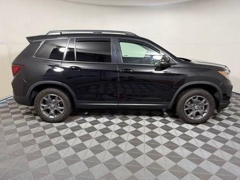Used 2024 Honda Passport TrailSport image 7