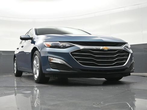 Used 2024 Chevrolet Malibu LS FWD image 34