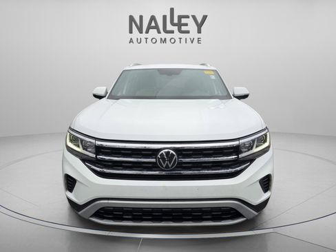 Used 2023 Volkswagen Atlas Cross Sport SE w/ Panoramic Sunroof Package image 8