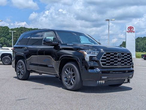 New 2026 Toyota Sequoia Platinum AWD/4WD image 7