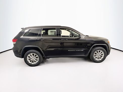 Used 2022 Jeep Grand Cherokee Laredo X image 4