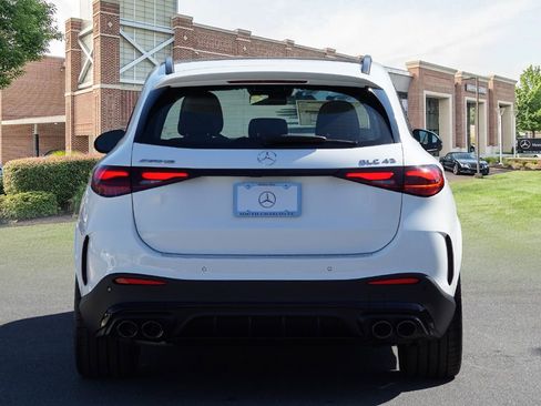 New 2026 Mercedes-Benz GLC 43 AMG 4MATIC image 5